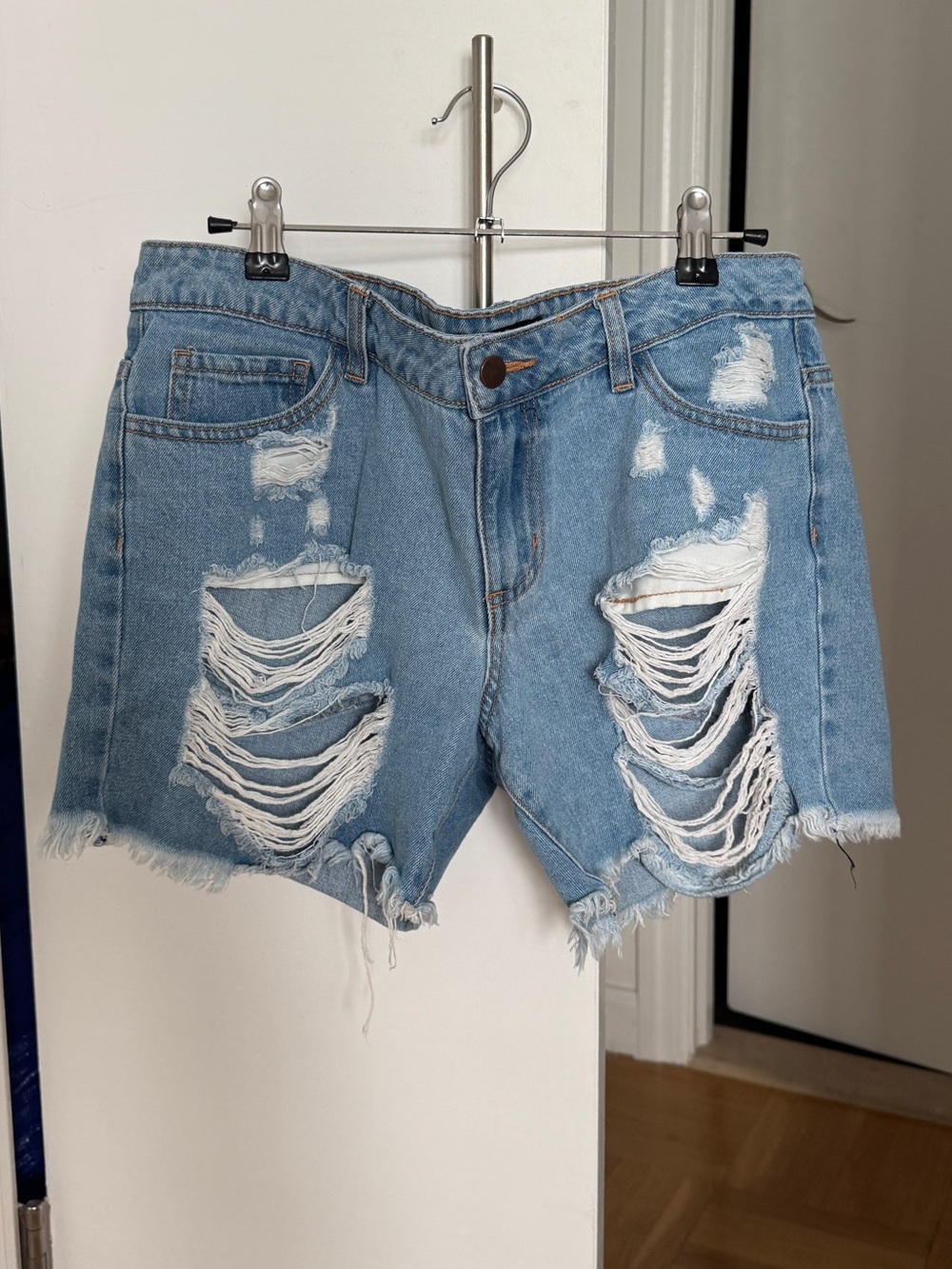 Forever 21 Distressed Bermuda Short